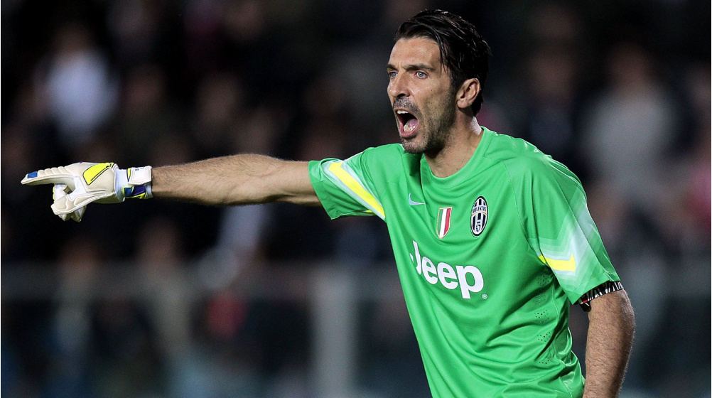 Gianluigi Buffon: Huyền thoại thủ môn của bóng đá thế giới